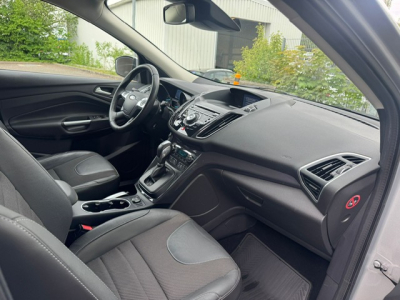 Ford Kuga FORD KUGA TITANIUM 4X4 BII XENON LEDER AUTOMATIK LANE NAVI KAMERA