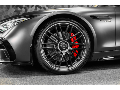 Mercedes-Benz SL 55 AMG 4 MATIC + / MANUFAKTUR Obsidian Black Magno