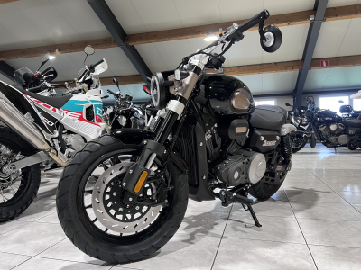 Benda Avengers 125 