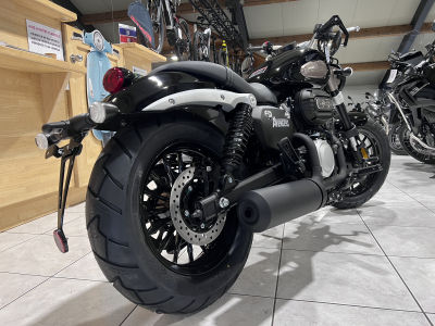 Benda Avengers 125 