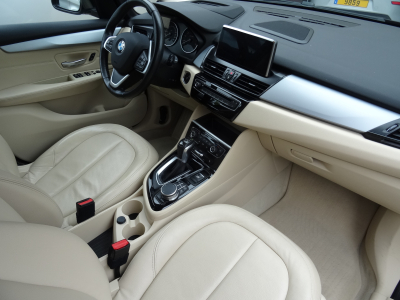 BMW 225 XE IPERFORMAN