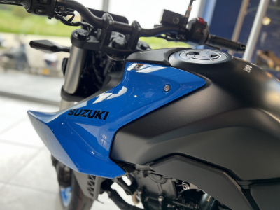 Suzuki GSX-8S 