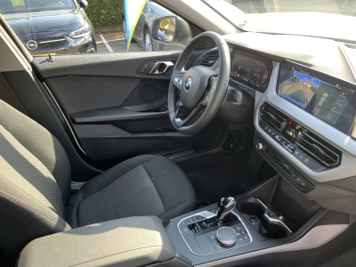 BMW 118 118i A 136cv 2xPDC Apple Carplay LED Camera