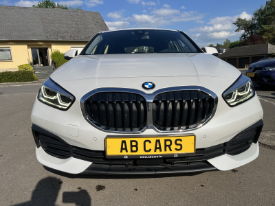 BMW 118 118i A 136cv 2xPDC Apple Carplay LED Camera