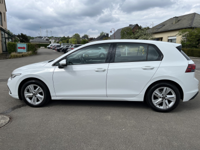 Volkswagen Golf Golf 8 1.5 Tsi 130cv Life CarPlay 2xPDC LED ACC