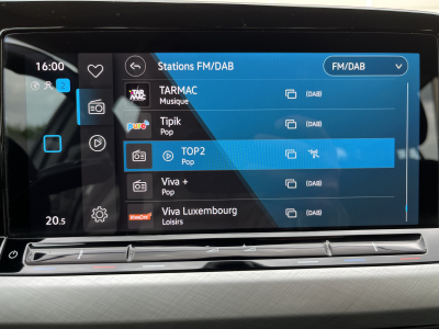 Volkswagen Golf Golf 8 1.5 Tsi 130cv Life CarPlay 2xPDC LED ACC