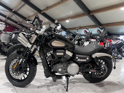 Benda Avengers 125 