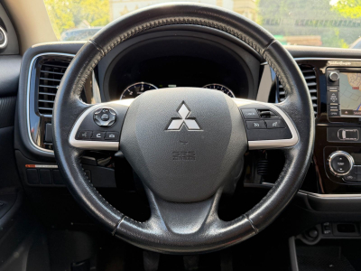Mitsubishi Outlander ClearTec Instyle 4WD