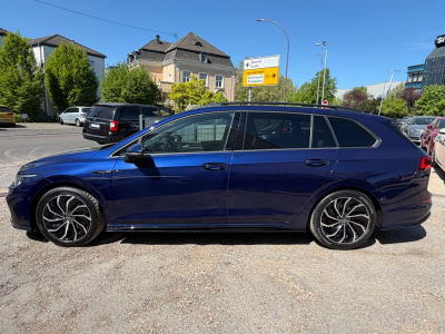 Volkswagen Golf VIII Variant R-Line eTSI