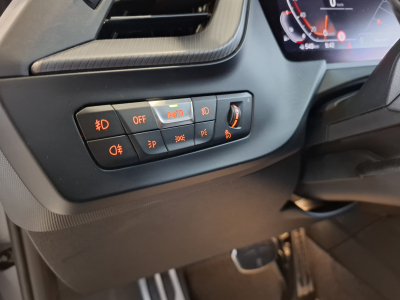 BMW 118 i M SPORT PAKET, NAVI, LED, COCKPIT DIGITAL, CARPLAY, PDC,