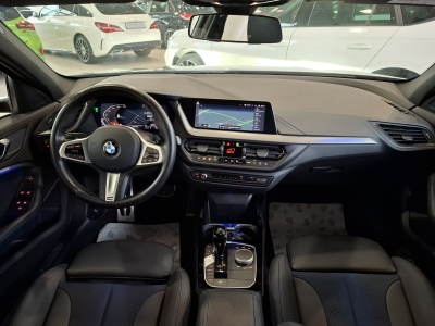 BMW 118 i M SPORT PAKET, NAVI, LED, COCKPIT DIGITAL, CARPLAY, PDC,