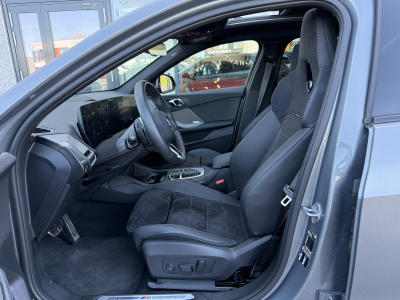 BMW 120 I M SPORT / M SEATS/
