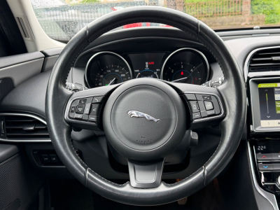 Jaguar XE Prestige/1.HAND/SCHECKHEFT/