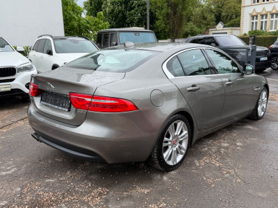 Jaguar XE Prestige/1.HAND/SCHECKHEFT/