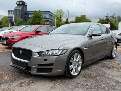 Jaguar XE Prestige/1.HAND/SCHECKHEFT/