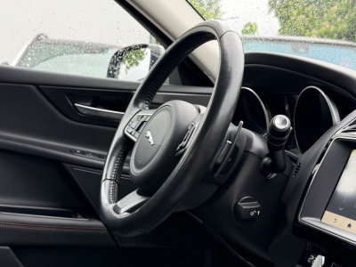 Jaguar XE Prestige/1.HAND/SCHECKHEFT/
