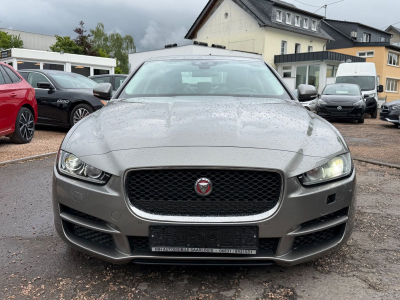 Jaguar XE Prestige/1.HAND/SCHECKHEFT/