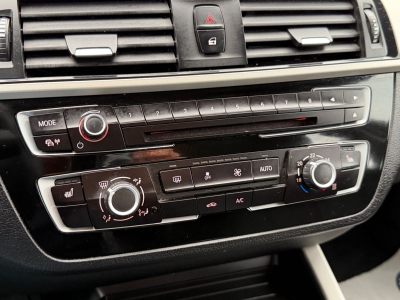 BMW 118 d 150 PS/xDrive Advantage/LED/LEDER/NAVI/