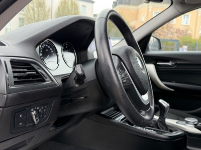 BMW 118 d 150 PS/xDrive Advantage/LED/LEDER/NAVI/