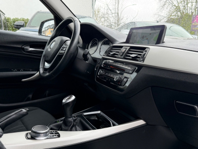 BMW 118 d 150 PS/xDrive Advantage/LED/LEDER/NAVI/