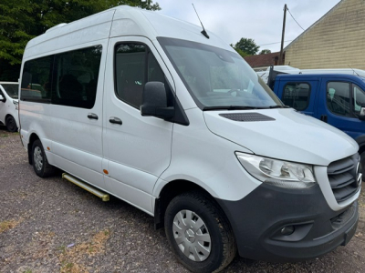 Mercedes-Benz Sprinter MERCEDES-BENZ SPRINTER 314 CDI 9 SITZER DOPPEL KLIMA LANE ASSIST