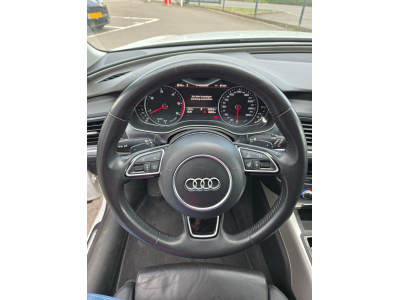 Audi A6 AVANT S-line 2.0 TDI 190CV