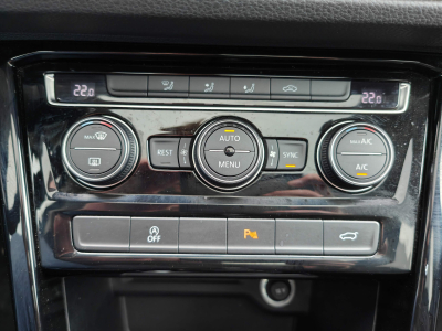 Volkswagen Touran 1.4 TSI HIGHLINE 7 PLACES GPS TOIT PANO OUVRANT ACC