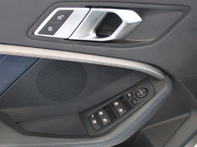 BMW 118 i M SPORT PAKET PANO CUIR NAVI 1 HAND