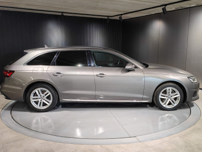 Audi A4 AVANT 35 TDI GPS ACC SIEGES CHAUFFANTS DIGITAL COCKPIT