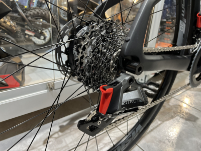 Moser e-Gravel Rival carbon 42Nm Taille M / 250Wh, 36 V.