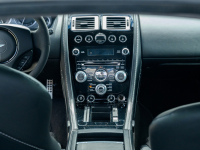 Aston Martin V8 Vantage 4.7 S | EMBRAYAGE NEUF |