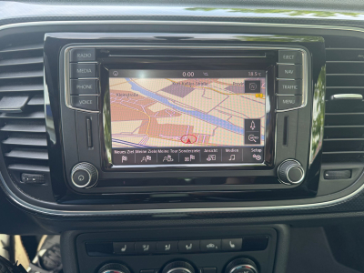 Volkswagen Beetle VOLKSWAGEN BEETLE R-LINE DSG PANORAMA LEDER NAVI MFL