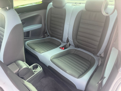 Volkswagen Beetle VOLKSWAGEN BEETLE R-LINE DSG PANORAMA LEDER NAVI MFL