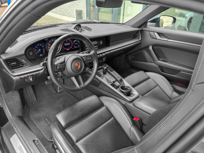Porsche 911 992 CARRERA 2/ BOSE/ 360°/ 90L/ SPORT CHRONO
