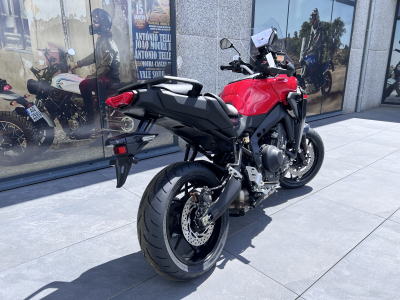 Yamaha Tracer 9 