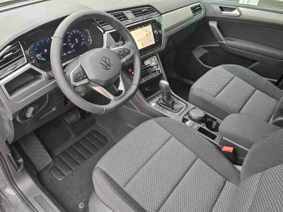 Volkswagen Touran 1.5 TSI 150 DSG Confortline 7 places