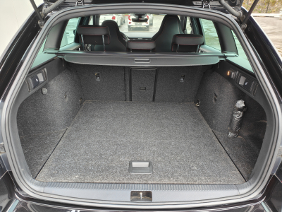 Skoda Octavia Combi RS 2.0 TDI DSG 4X4 CARPLAY GPS SIEGES CHAUFF