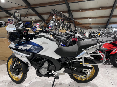CF Moto 700 MT ADV