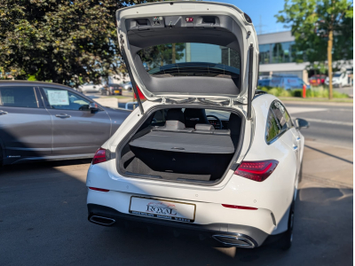Mercedes-Benz CLA 200 Shooting Brake AMG LINE * CAMERA 360 * PANORAMA * 7G-DCT
