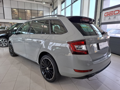 Skoda Fabia 1.0 TSI  MONTE CARLO, LED, CAMERA, PANORAMIQUE, ALU 17'',NAVI, 1HAND