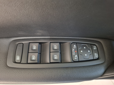 Renault Megane 1.6 DCI 130 BOSE EDITION, 1 HAND, CAMERA, CUIR, DIGITAL COCKPIT, LED,