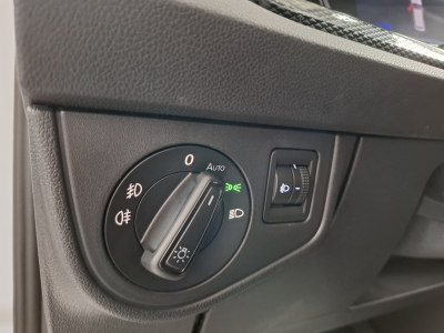 Volkswagen Polo 1.0 TSI 95 LIFE, 1 HAND, DIGITAL COCKPIT, CARPLAY, NAVI, FRANCH. DE LIGNES, PDC AV.+ARR.,