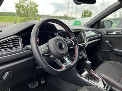 Volkswagen T-Roc 1.5 TSI 150 DSG STYLE,VIRTUAL, KAMERA,NAVI, CARPLAY, LED, CUIR,1 HAND