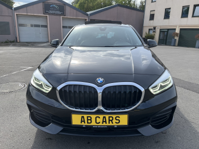 BMW 116 116d 115cv Navi Pano Cuir 2xPDC