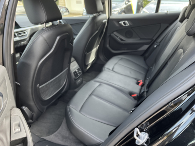BMW 116 116d 115cv Navi Pano Cuir 2xPDC