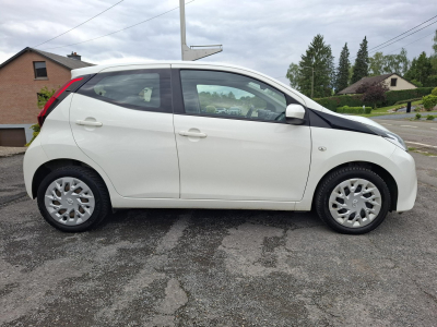 Toyota Aygo 1.0 VVT-i X-Play