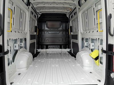 Volkswagen Crafter 2.0 TDI 35 140 L3H3