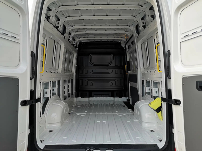 Volkswagen Crafter 2.0 TDI 35 140 L3H3