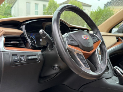 Cadillac XT5 Platinum AWD
