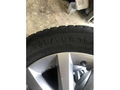 Jantes alu + Pneus hiver 16